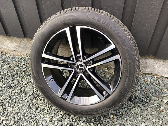 Mercedes-Benz GLC220 d 16 of 16