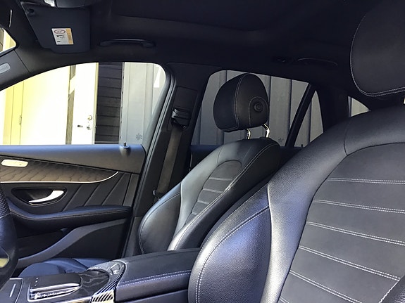 Mercedes-Benz GLC220 d 14 of 16