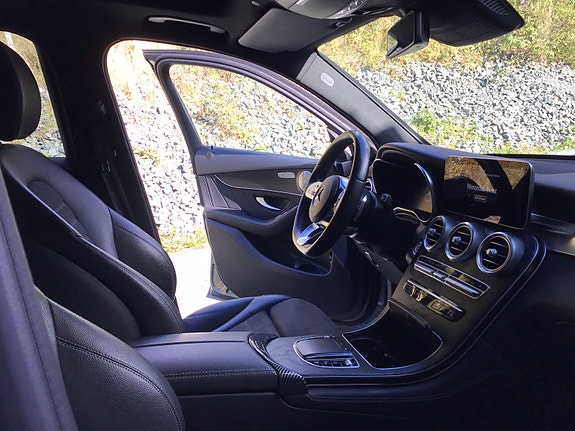 Mercedes-Benz GLC220 d 12 of 16