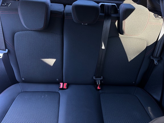 Ford Fiesta 16 of 19