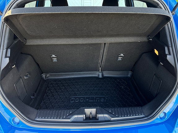 Ford Fiesta 18 of 19