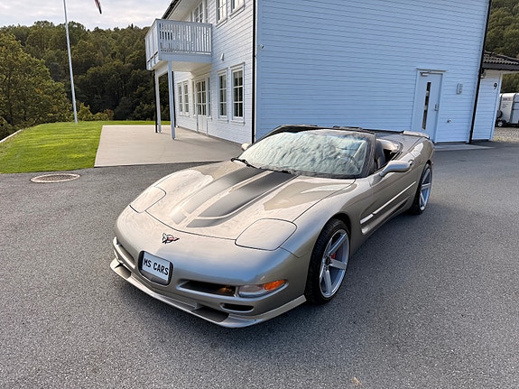 Chevrolet Corvette 3 of 30