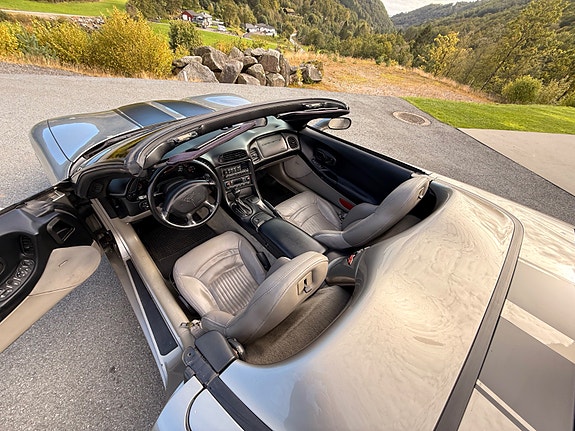 Chevrolet Corvette 29 of 30