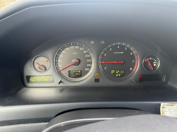 Volvo V70 6 of 13