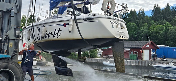 Maxi Fenix Dinette 28' – Velutstyrt svensk seilklassiker med stort potensial 5 of 30