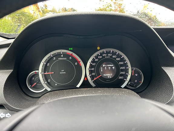 Honda Accord 6 of 8