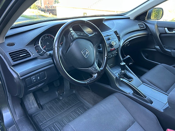 Honda Accord 5 of 8