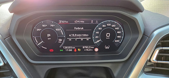 Audi Q4 e-tron 28 of 30