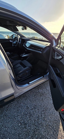 Audi Q4 e-tron 29 of 30