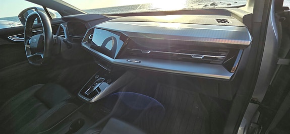 Audi Q4 e-tron 30 of 30