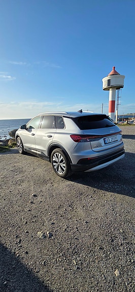Audi Q4 e-tron 7 of 30