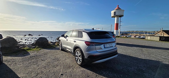 Audi Q4 e-tron 6 of 30