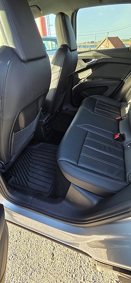 Audi Q4 e-tron 24 of 30