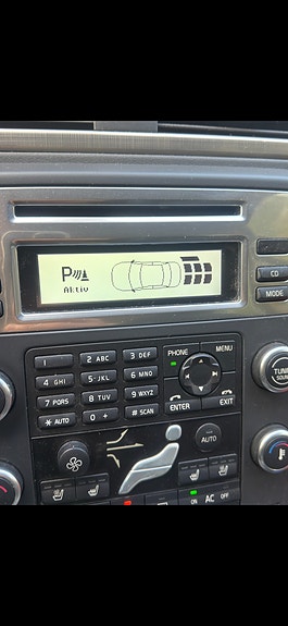 Volvo V70 12 of 16