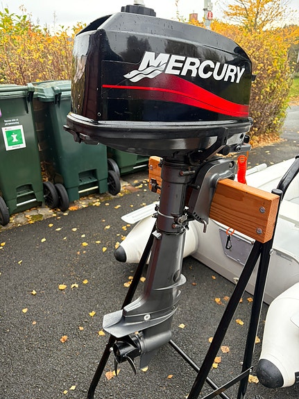 Quicksilver Tendy AirDeck 240 med Mercury 4 hk motor 8 of 15