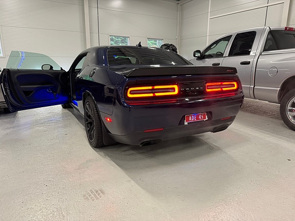 Dodge Challenger 20 of 30