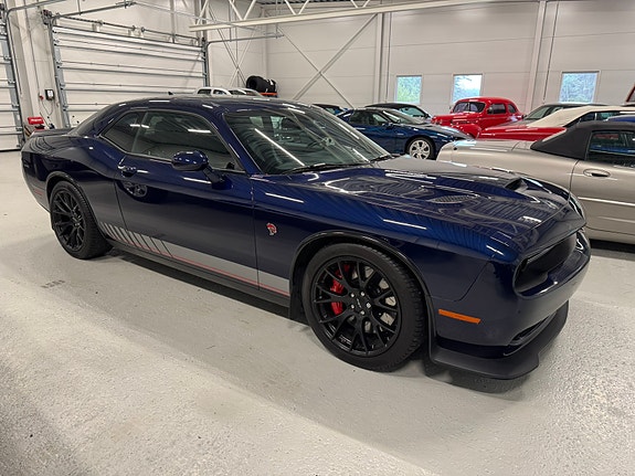 Dodge Challenger 5 of 30