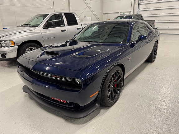 Dodge Challenger 2 of 30