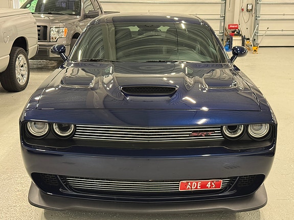 Dodge Challenger 3 of 30