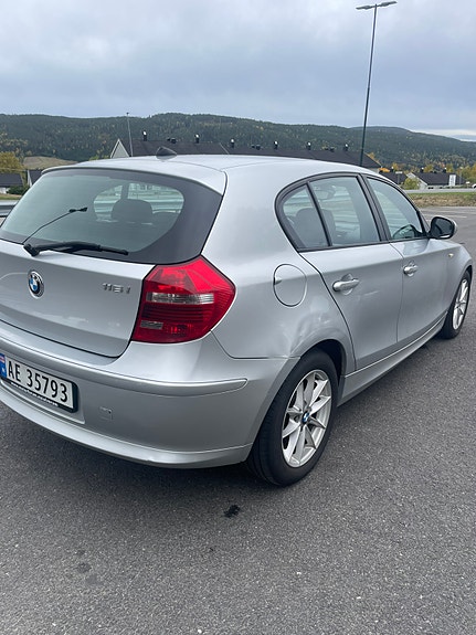 BMW 116i 3 of 13