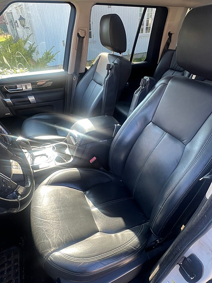 Land Rover Discovery 4 9 of 13