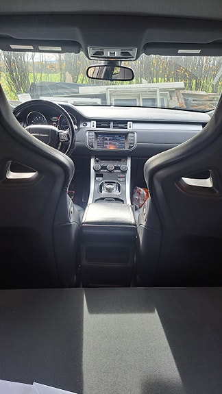 Land Rover Range Rover 9 of 11