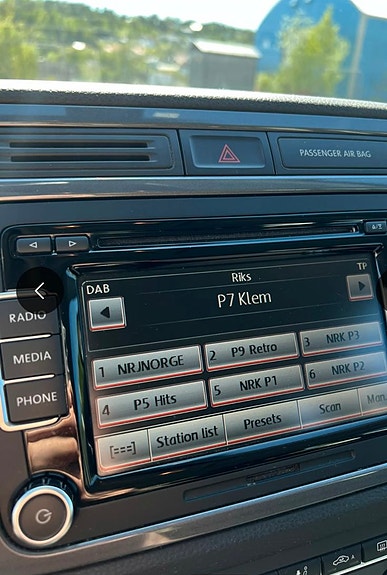 Volkswagen Tiguan 12 of 16