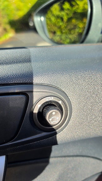 Ford Fiesta 4 of 12
