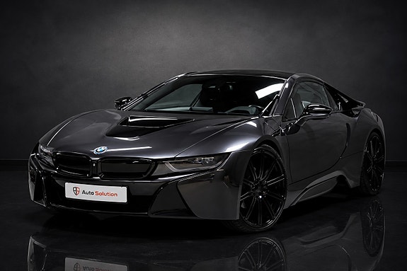 BMW i8 2 of 26