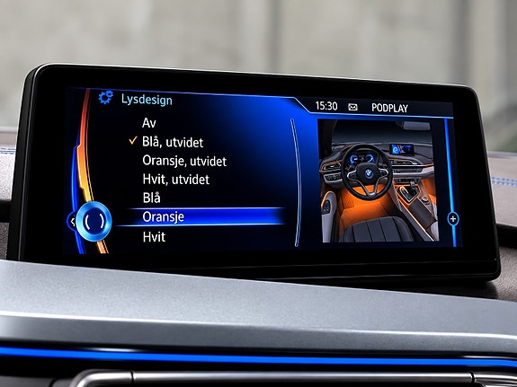 BMW i8 21 of 26