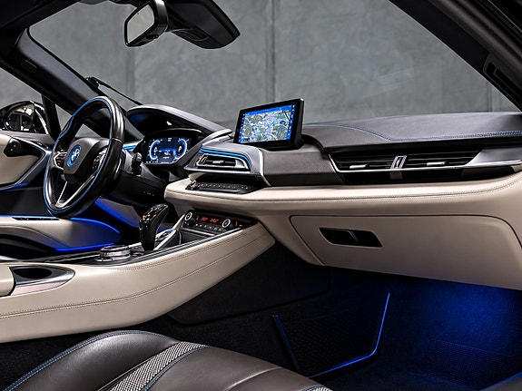 BMW i8 9 of 26