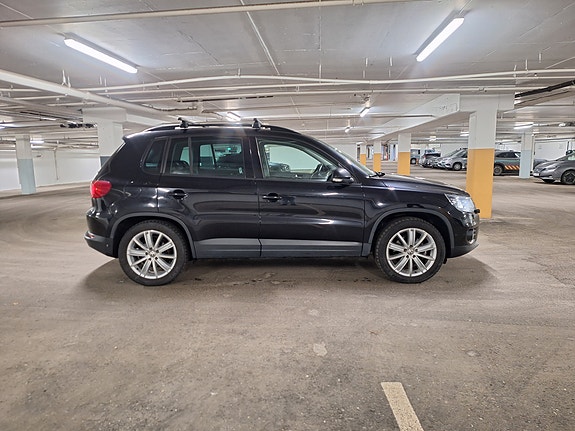 Volkswagen Tiguan 4 of 24