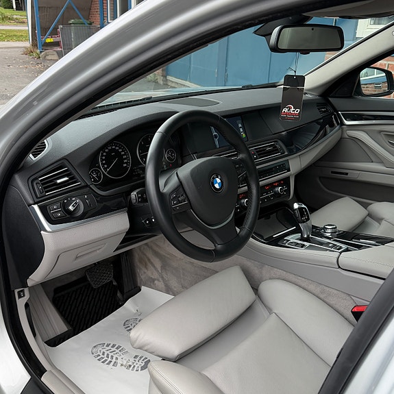 BMW 530d 11 of 30