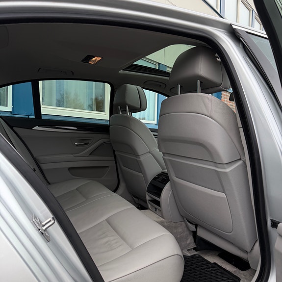 BMW 530d 26 of 30