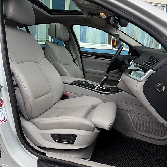 BMW 530d 24 of 30