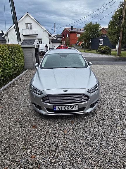 Ford Mondeo 2 of 30
