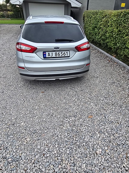 Ford Mondeo 7 of 30