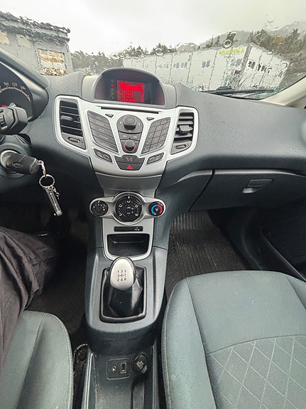 Ford Fiesta 18 of 22