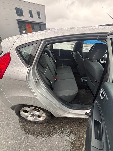 Ford Fiesta 8 of 22