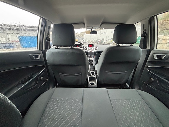 Ford Fiesta 6 of 22