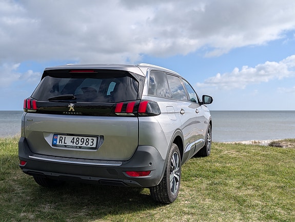 Peugeot 5008 25 of 30