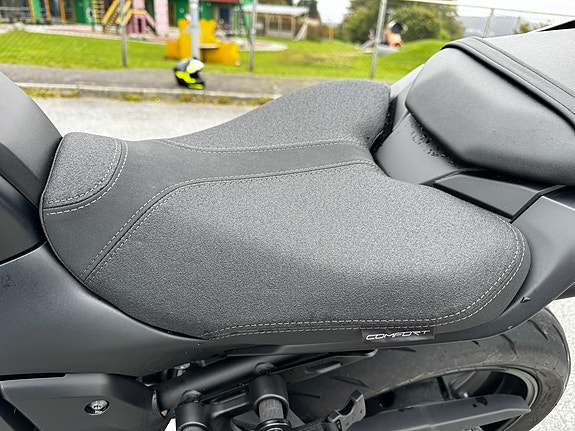 Yamaha MT-07 Masse utstyr, Eksos,quickshifter,topboks,varmeholker++ 11 of 20