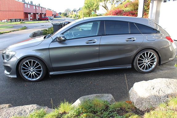 Mercedes-Benz CLA180 5 of 30
