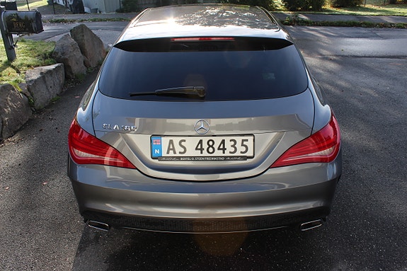 Mercedes-Benz CLA180 8 of 30