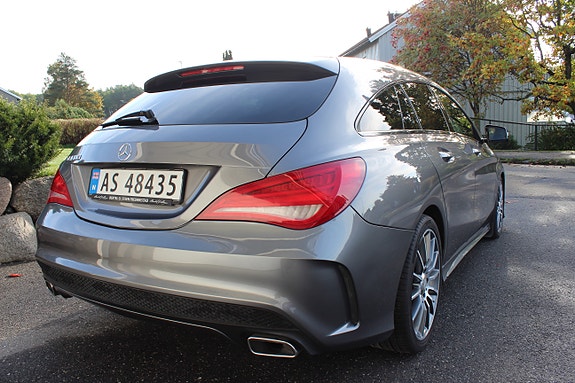 Mercedes-Benz CLA180 9 of 30