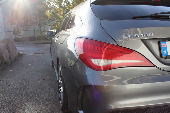 Mercedes-Benz CLA180 7 of 30