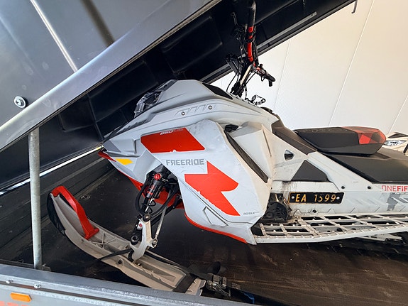 Ski-doo Freeride 850 E-TEC Turbo 8 of 22