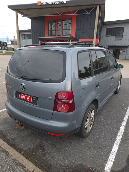 Volkswagen Touran 12 of 30