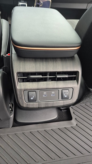 Nissan Ariya 20 of 28