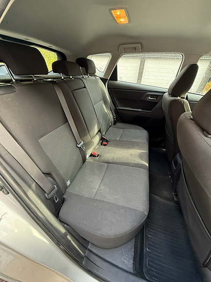 Toyota Auris 16 of 27